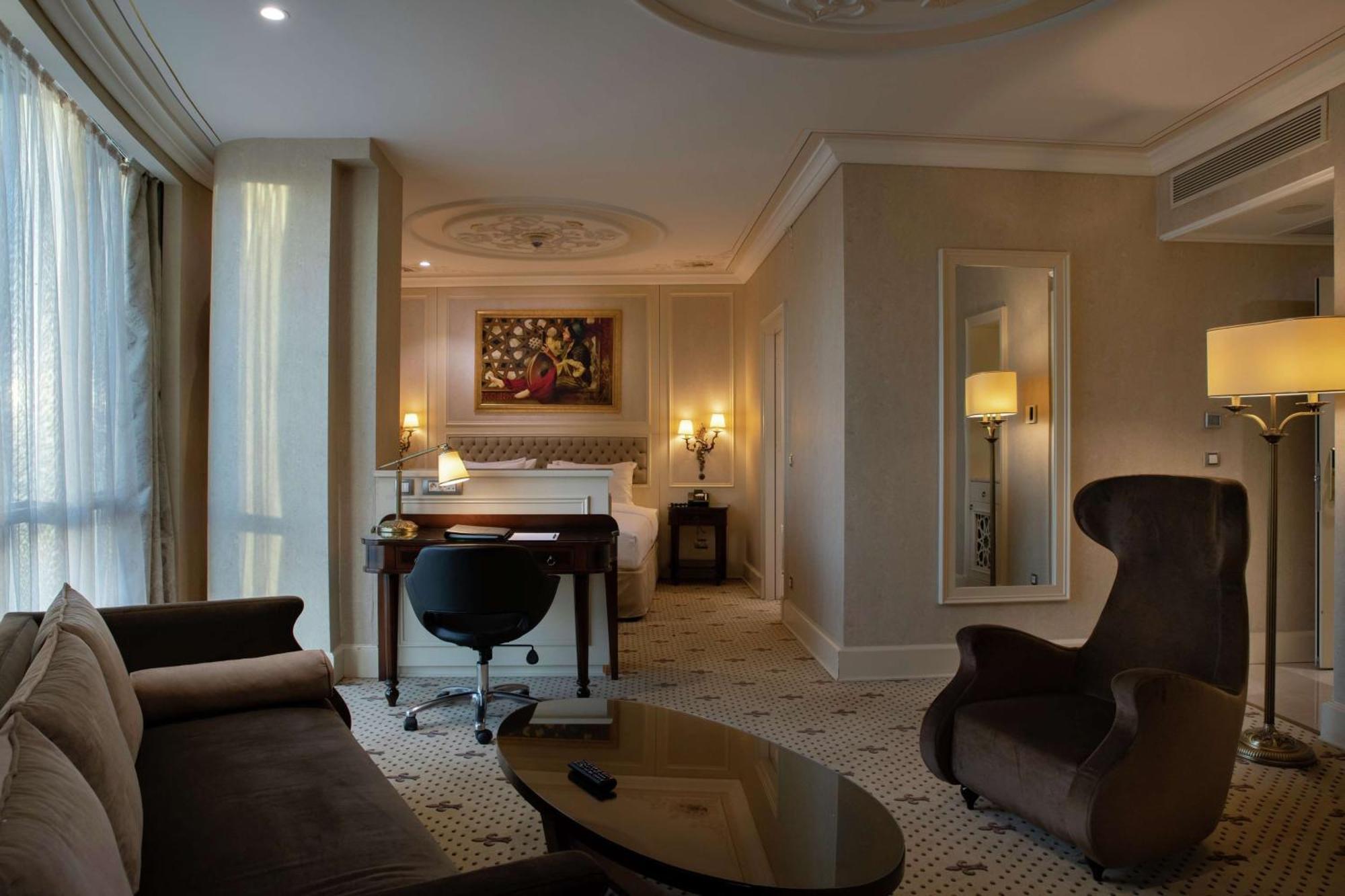Doubletree By Hilton Gaziantep Hotel Eksteriør billede